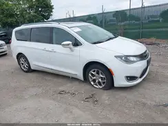2C4RC1GG9HR660353 2017 CHRYSLER PACIFICA