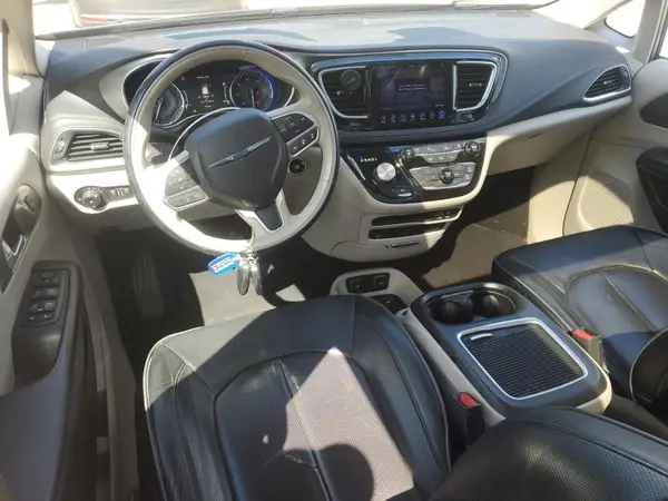 2C4RC1GG9HR660367 2017 CHRYSLER PACIFICA - Image 8