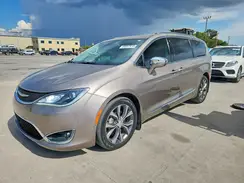 2C4RC1GG9HR720843 2017 CHRYSLER PACIFICA