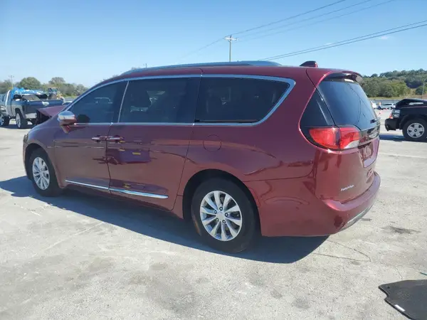 2C4RC1GG9HR821655 2017 CHRYSLER PACIFICA - Image 2
