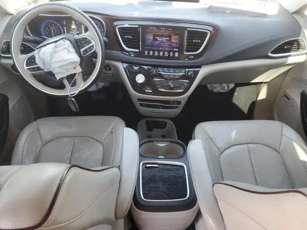 2C4RC1GG9HR821655 2017 CHRYSLER PACIFICA - Image 8