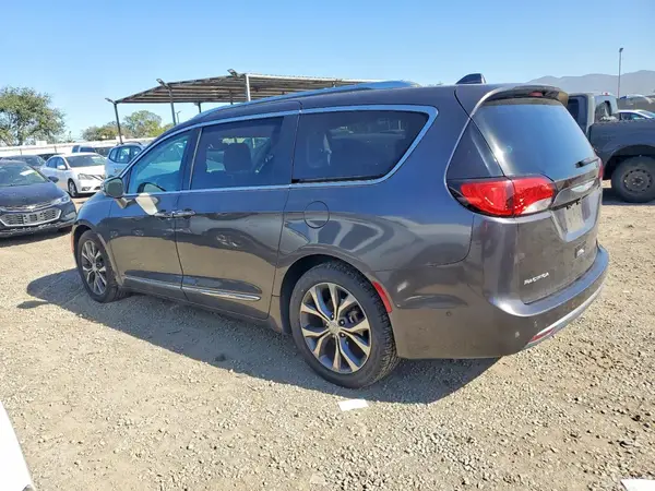 2C4RC1GG9HR835913 2017 CHRYSLER PACIFICA - Image 2