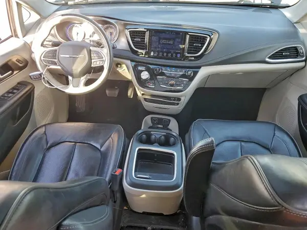 2C4RC1GG9HR839623 2017 CHRYSLER PACIFICA - Image 8