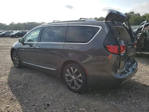 2C4RC1GG9JR106655 2018 CHRYSLER PACIFICA - Image 2