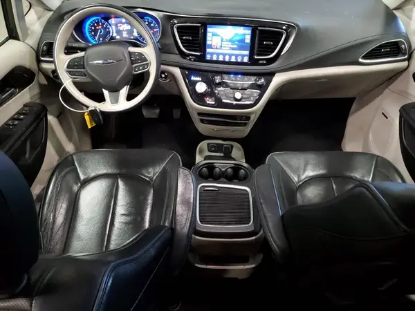 2C4RC1GG9JR131720 2018 CHRYSLER PACIFICA - Image 8