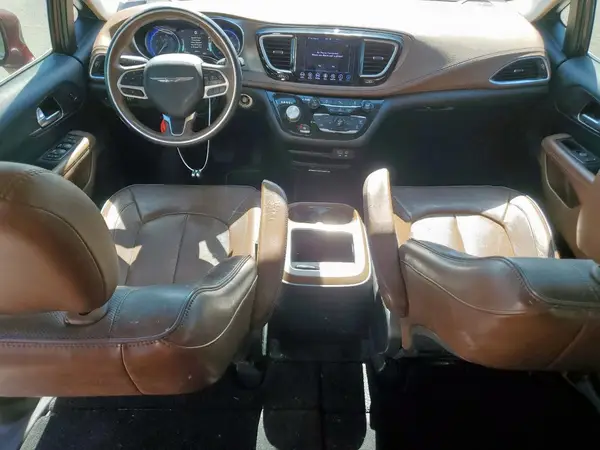 2C4RC1GG9JR149585 2018 CHRYSLER PACIFICA - Image 8
