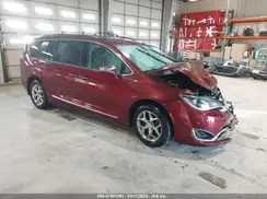 2C4RC1GG9JR232756 2018 CHRYSLER PACIFICA