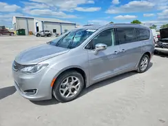 2C4RC1GG9JR233115 2018 CHRYSLER PACIFICA
