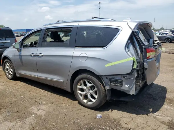 2C4RC1GG9JR257138 2018 CHRYSLER PACIFICA - Image 2