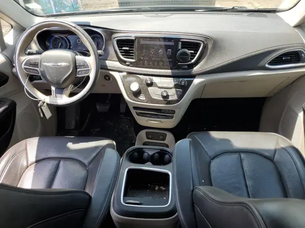2C4RC1GG9JR257138 2018 CHRYSLER PACIFICA - Image 8