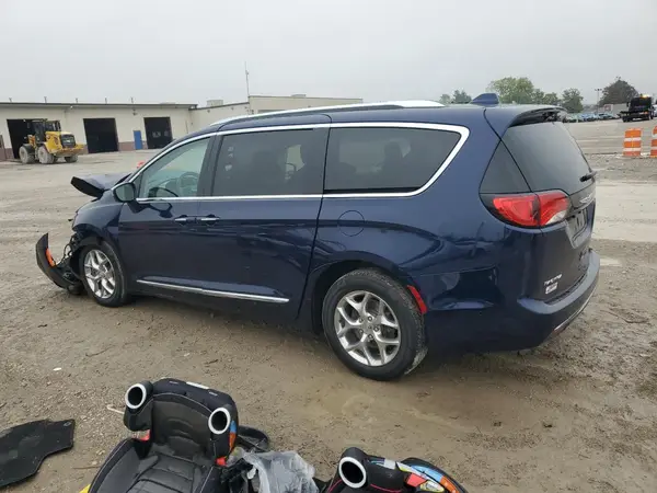 2C4RC1GG9JR258130 2018 CHRYSLER PACIFICA - Image 2