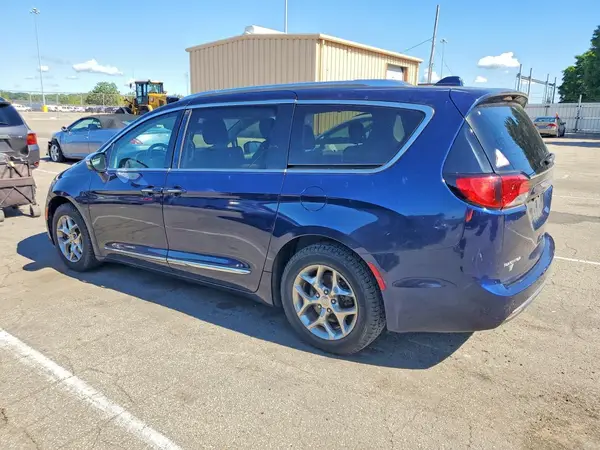 2C4RC1GG9JR314597 2018 CHRYSLER PACIFICA - Image 2
