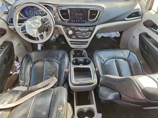 2C4RC1GG9JR318410 2018 CHRYSLER PACIFICA - Image 8