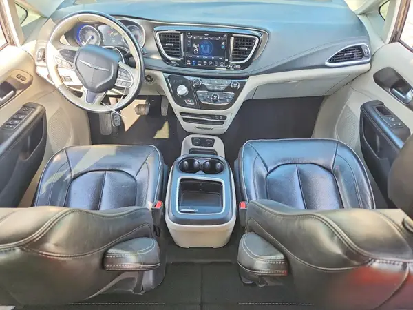 2C4RC1GG9JR320576 2018 CHRYSLER PACIFICA - Image 8