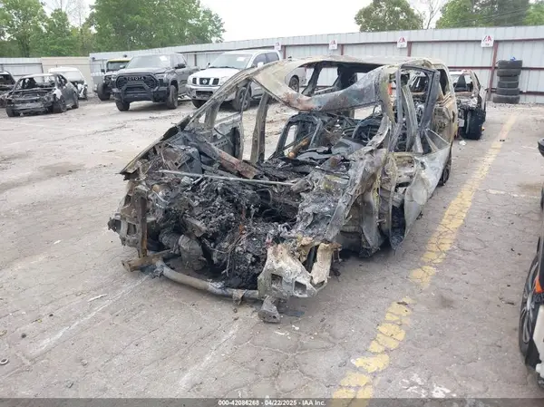 2C4RC1GG9JR320691 2018 CHRYSLER PACIFICA - Image 2
