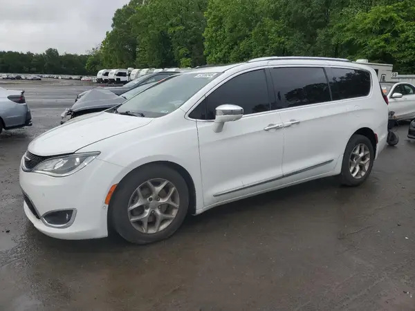 2C4RC1GG9JR321775 2018 CHRYSLER PACIFICA - Image 1