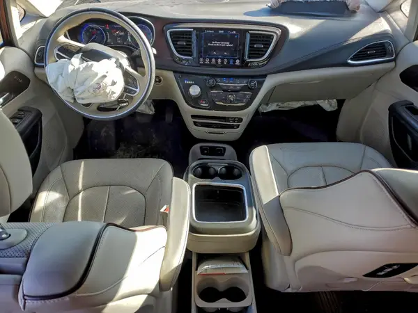 2C4RC1GG9JR352394 2018 CHRYSLER PACIFICA - Image 8