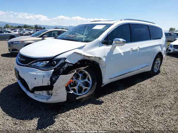 2C4RC1GG9JR358356 2018 CHRYSLER PACIFICA - Image 2