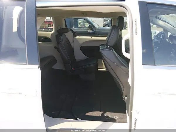 2C4RC1GG9JR358356 2018 CHRYSLER PACIFICA - Image 8