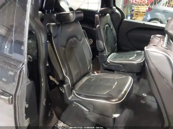 2C4RC1GG9KR528359 2019 CHRYSLER PACIFICA - Image 8