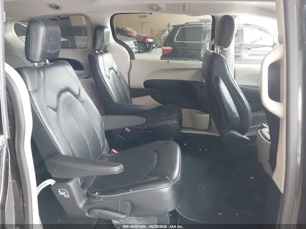 2C4RC1GG9KR561197 2019 CHRYSLER PACIFICA - Image 8