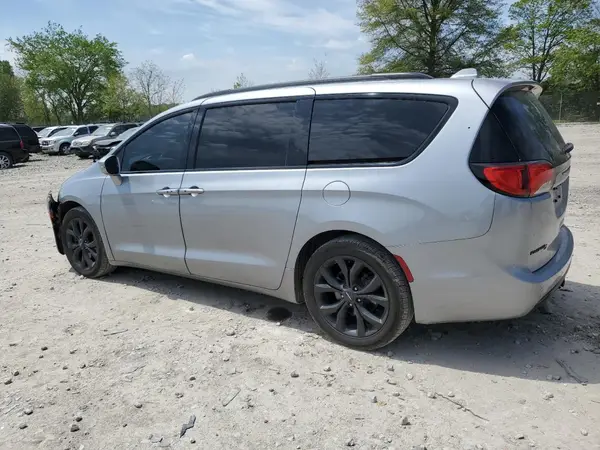 2C4RC1GG9KR581742 2019 CHRYSLER PACIFICA - Image 2