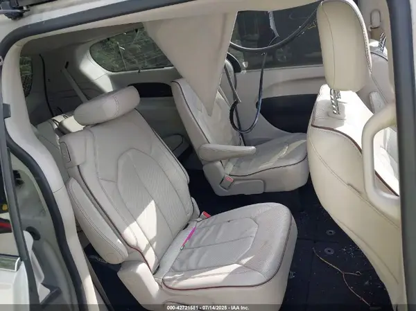 2C4RC1GG9KR587802 2019 CHRYSLER PACIFICA - Image 8