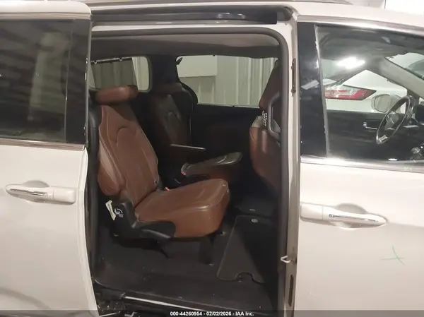 2C4RC1GG9KR609930 2019 CHRYSLER PACIFICA - Image 8