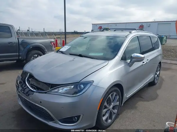 2C4RC1GG9KR629434 2019 CHRYSLER PACIFICA - Image 2
