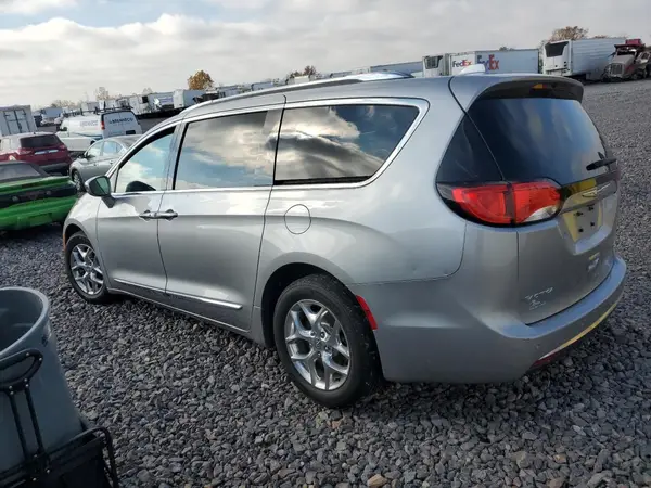 2C4RC1GG9KR657539 2019 CHRYSLER PACIFICA - Image 2