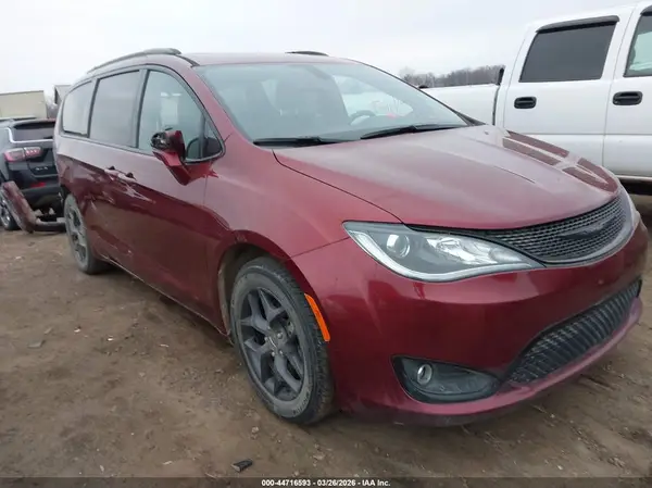 2C4RC1GG9KR706240 2019 CHRYSLER PACIFICA - Image 1