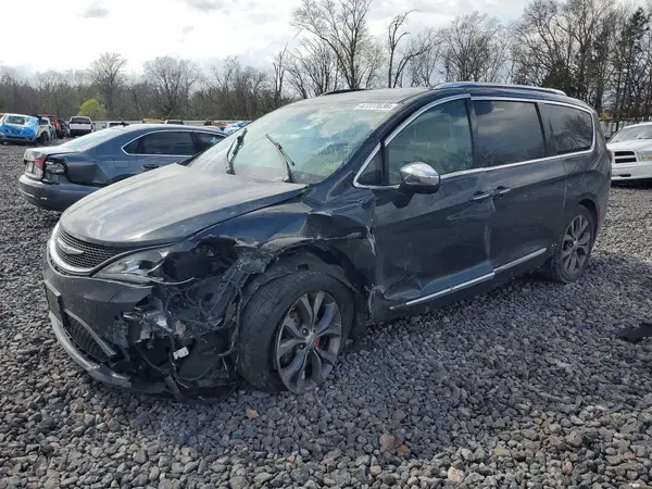 2C4RC1GG9KR738797 2019 CHRYSLER PACIFICA - Image 1