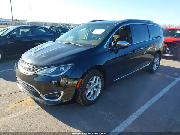2C4RC1GG9LR136497 2020 CHRYSLER PACIFICA - Image 2