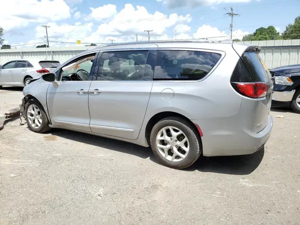 2C4RC1GG9LR283760 2020 CHRYSLER PACIFICA - Image 2