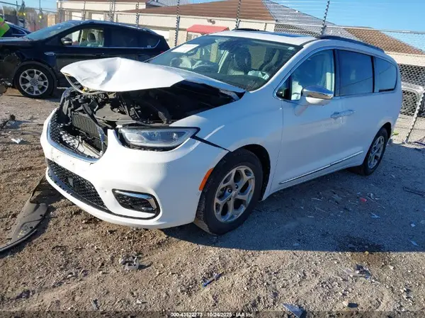 2C4RC1GG9NR140634 2022 CHRYSLER PACIFICA - Image 2