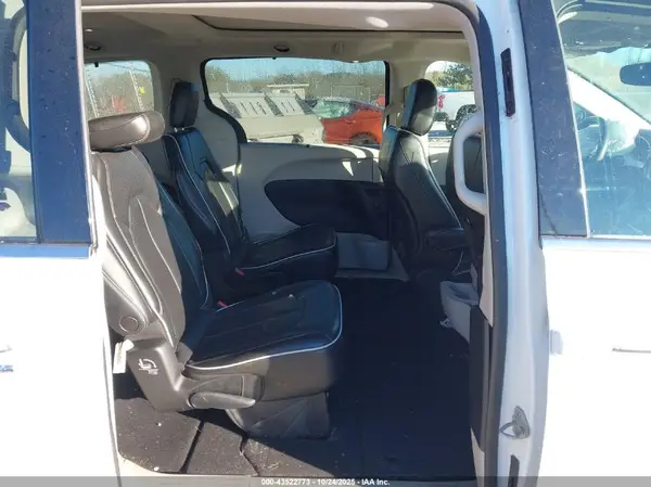 2C4RC1GG9NR140634 2022 CHRYSLER PACIFICA - Image 8