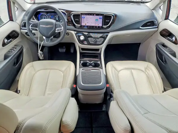 2C4RC1GG9PR501900 2023 CHRYSLER PACIFICA - Image 8