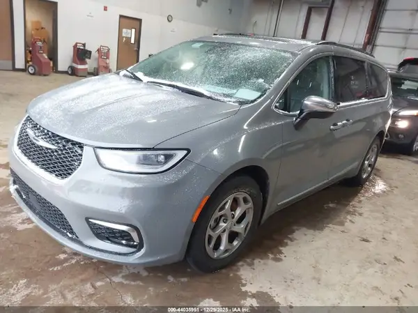 2C4RC1GG9PR530832 2023 CHRYSLER PACIFICA - Image 2