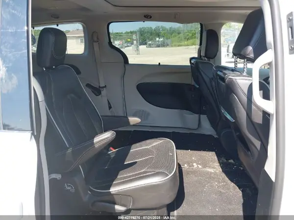 2C4RC1GG9RR122673 2024 CHRYSLER PACIFICA - Image 8