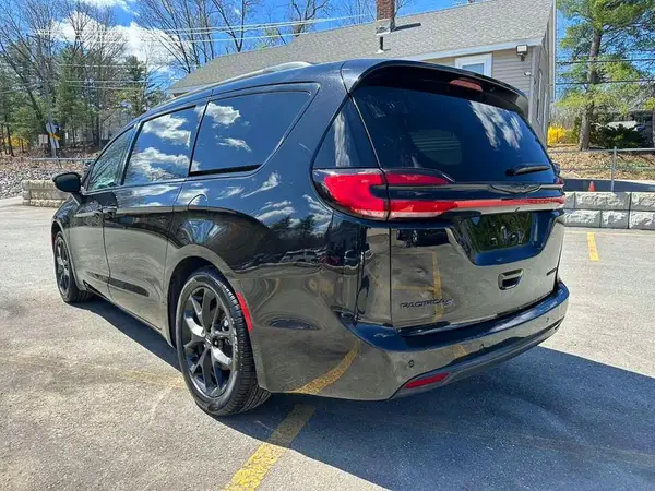 2C4RC1GG9SR515188 2025 CHRYSLER PACIFICA - Image 2