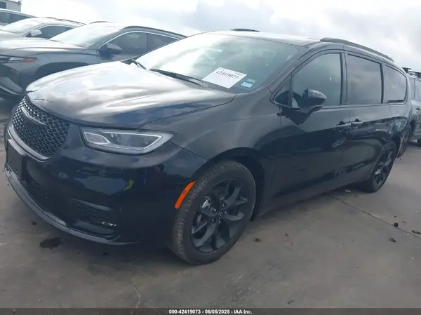 2C4RC1GG9SR551916 2025 CHRYSLER PACIFICA - Image 2