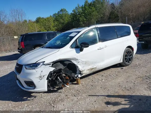 2C4RC1GG9SR562155 2025 CHRYSLER PACIFICA - Image 2