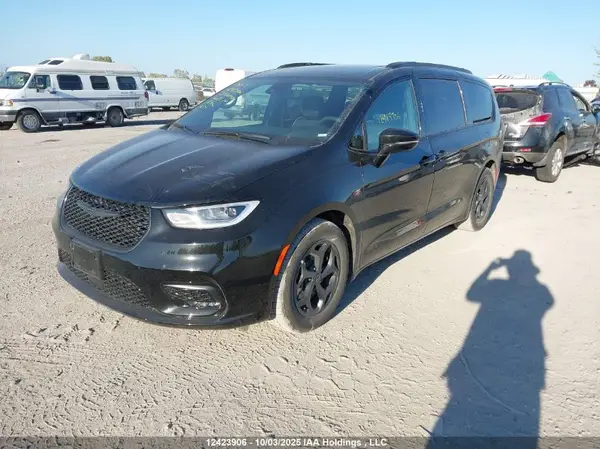 2C4RC1GG9SR602234 2025 CHRYSLER PACIFICA - Image 2
