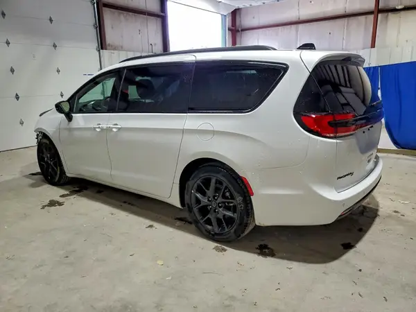 2C4RC1GG9TR162534 2026 CHRYSLER PACIFICA - Image 2