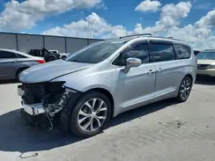 2C4RC1GGXHR505083 2017 CHRYSLER PACIFICA