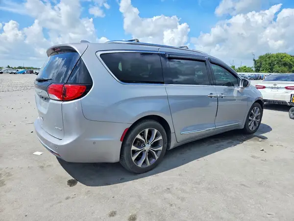 2017 CHRYSLER PACIFICA COPART lot 64770576 auction photo 3