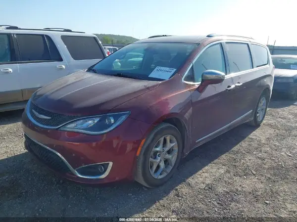 2C4RC1GGXHR509490 2017 CHRYSLER PACIFICA - Image 2
