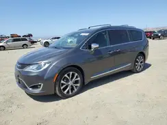 2C4RC1GGXHR525902 2017 CHRYSLER PACIFICA