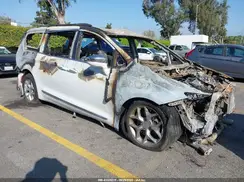 2C4RC1GGXHR533594 2017 CHRYSLER PACIFICA