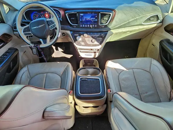 2C4RC1GGXHR584092 2017 CHRYSLER PACIFICA - Image 8